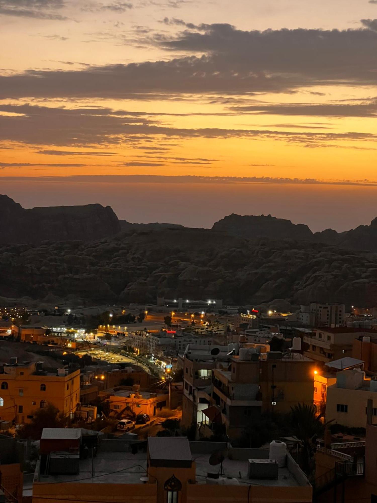 Petra Wooden House Apartment Wadi Musa Bagian luar foto