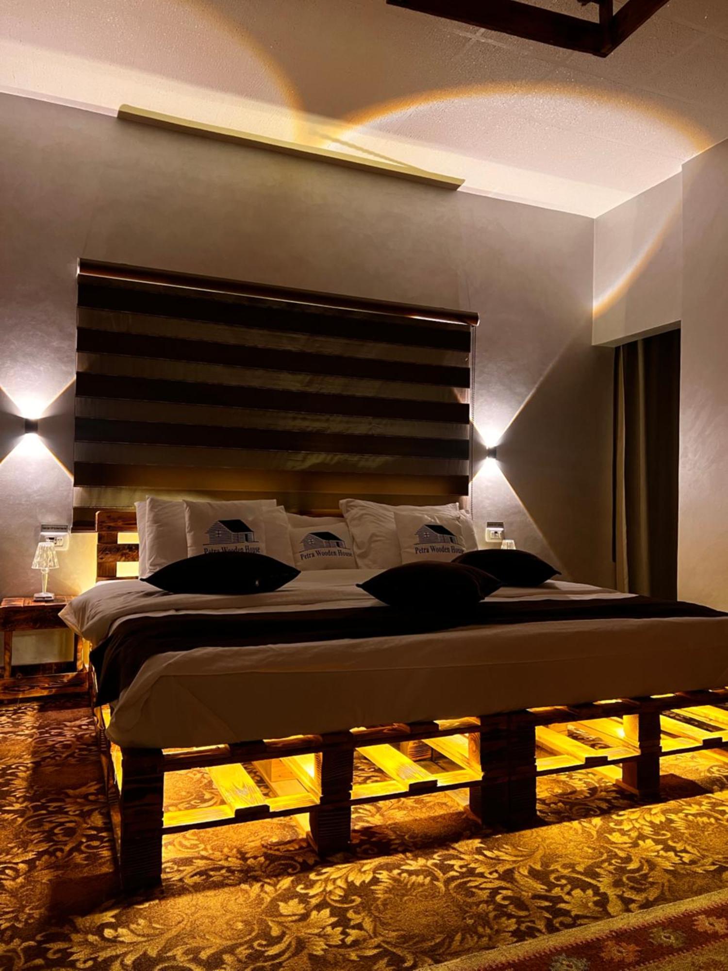 Petra Wooden House Apartment Wadi Musa Bagian luar foto