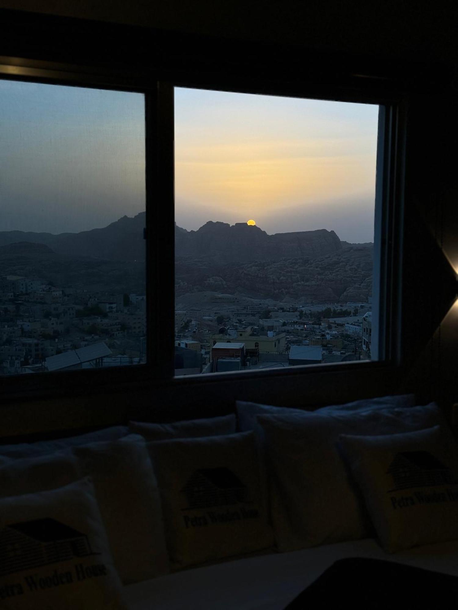 Petra Wooden House Apartment Wadi Musa Bagian luar foto